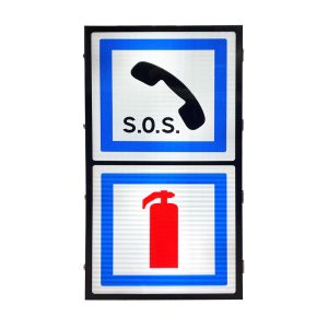 Backlit sign for tunnels